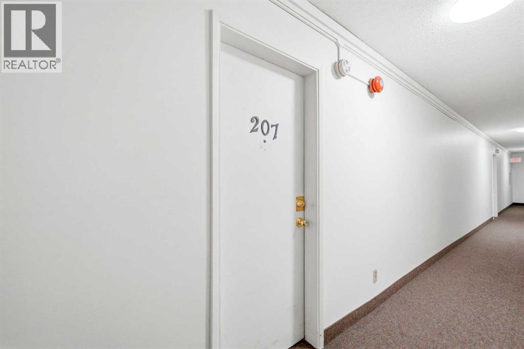 Apartment for Sale in 207, 6464 Travois Crescent NW|Calgary, Alberta T2K3S9 3