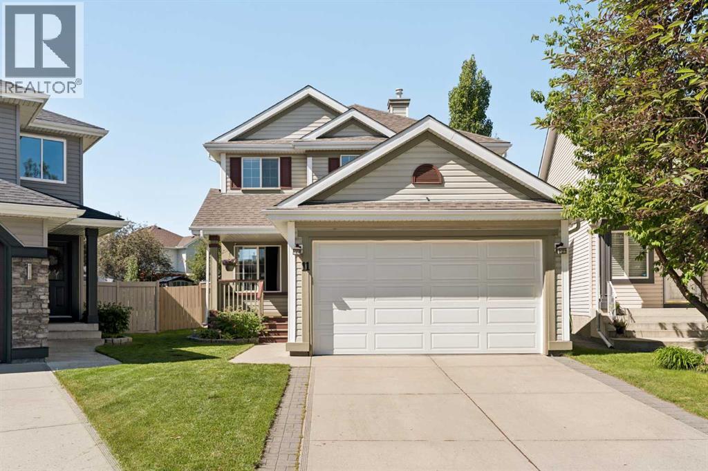 House for Sale in 11 Somerglen Court SW|Calgary, Alberta T2Y3V5
