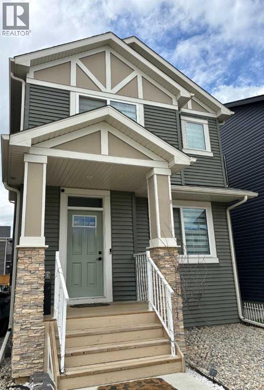 House for Sale in 41 Legacy Point Terrace SE|Calgary, Alberta T2X6R9