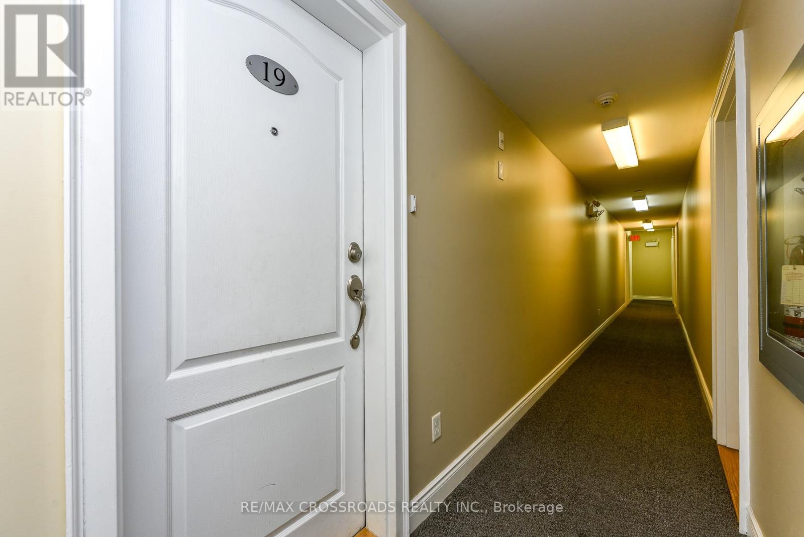 Row / Townhouse for Sale in 19 - 51 HAYS BOULEVARD|Oakville (RO River Oaks), Ontario L6H0J1 5