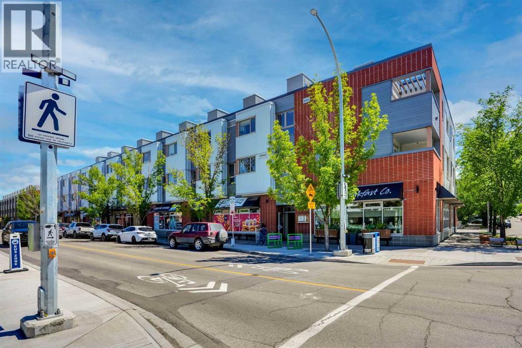 Row / Townhouse for Sale in 201, 116 7A Street NE|Calgary, Alberta T2E0C4