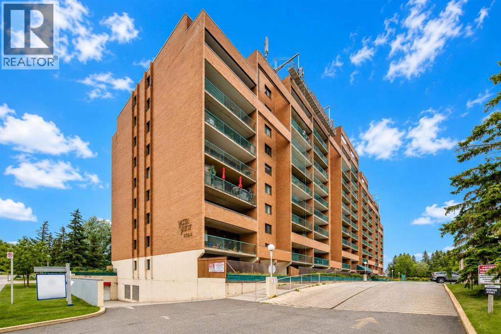 Apartment for Sale in 106, 5204 Dalton Drive NW|Calgary, Alberta T3A3H1 2
