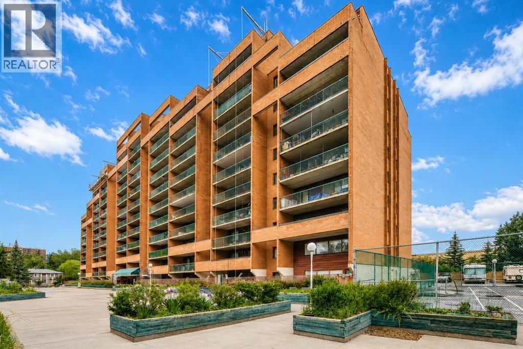 Apartment for Sale in 106, 5204 Dalton Drive NW|Calgary, Alberta T3A3H1