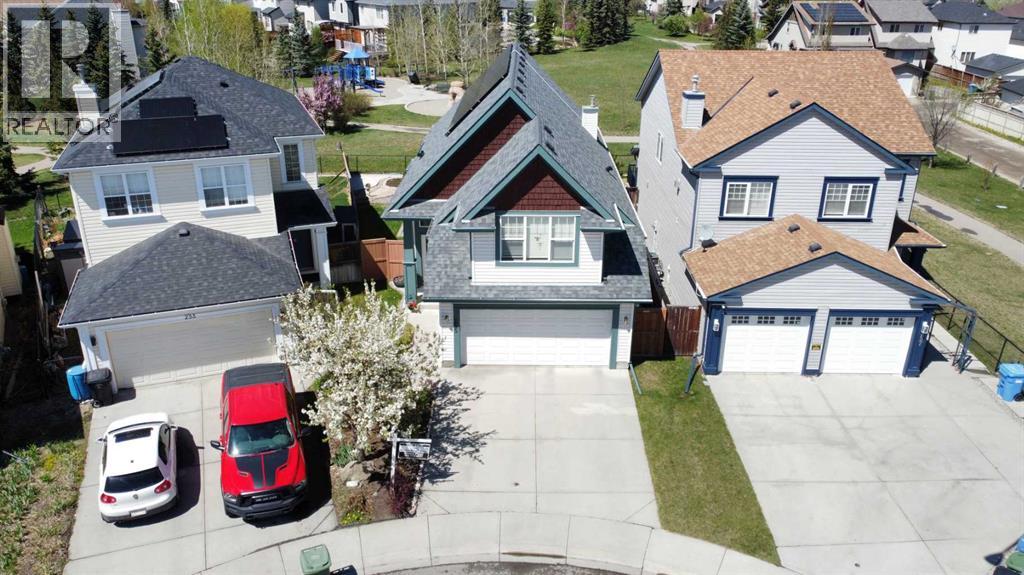 House for Sale in 255 Copperfield Manor SE|Calgary, Alberta T2Z4R8 2