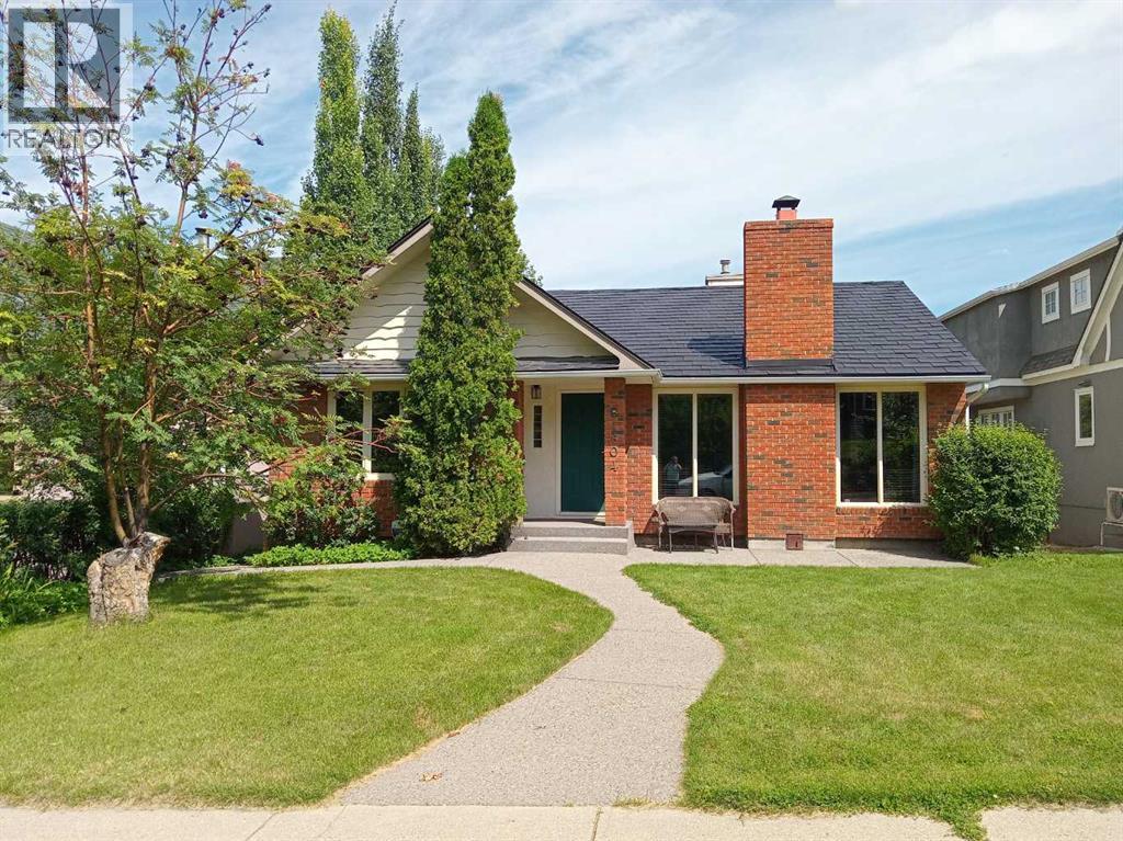 House for Sale in 1604 Scotland Street SW|Calgary, Alberta T3C2L5