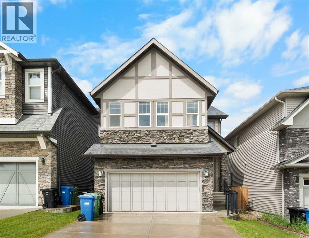 House for Sale in 232 Nolancrest Heights NW|Calgary, Alberta T3R0V8