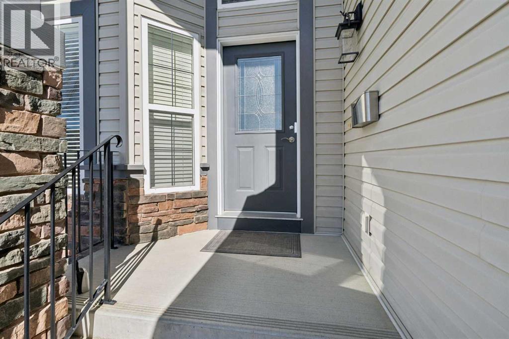 House for Sale in 202 Tusslewood Terrace NW|Calgary, Alberta T3L2W5 3