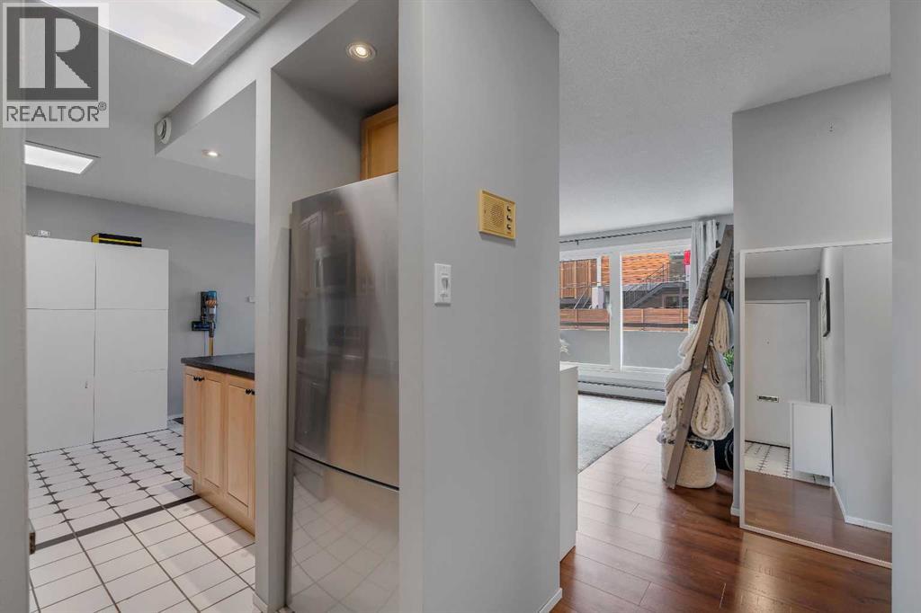 Apartment for Sale in 307, 903 19 Avenue SW|Calgary, Alberta T2T0H8 4