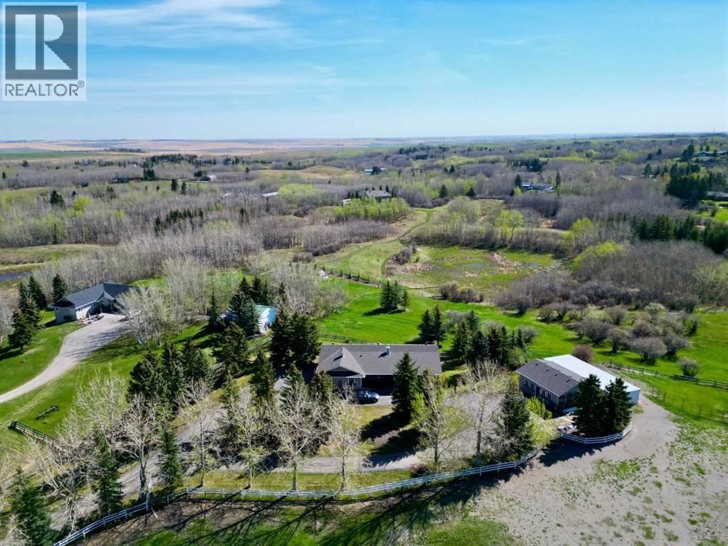 House for Sale in 260048 Bearspaw Road|Rural Rocky View County, Alberta T3R1H4 4