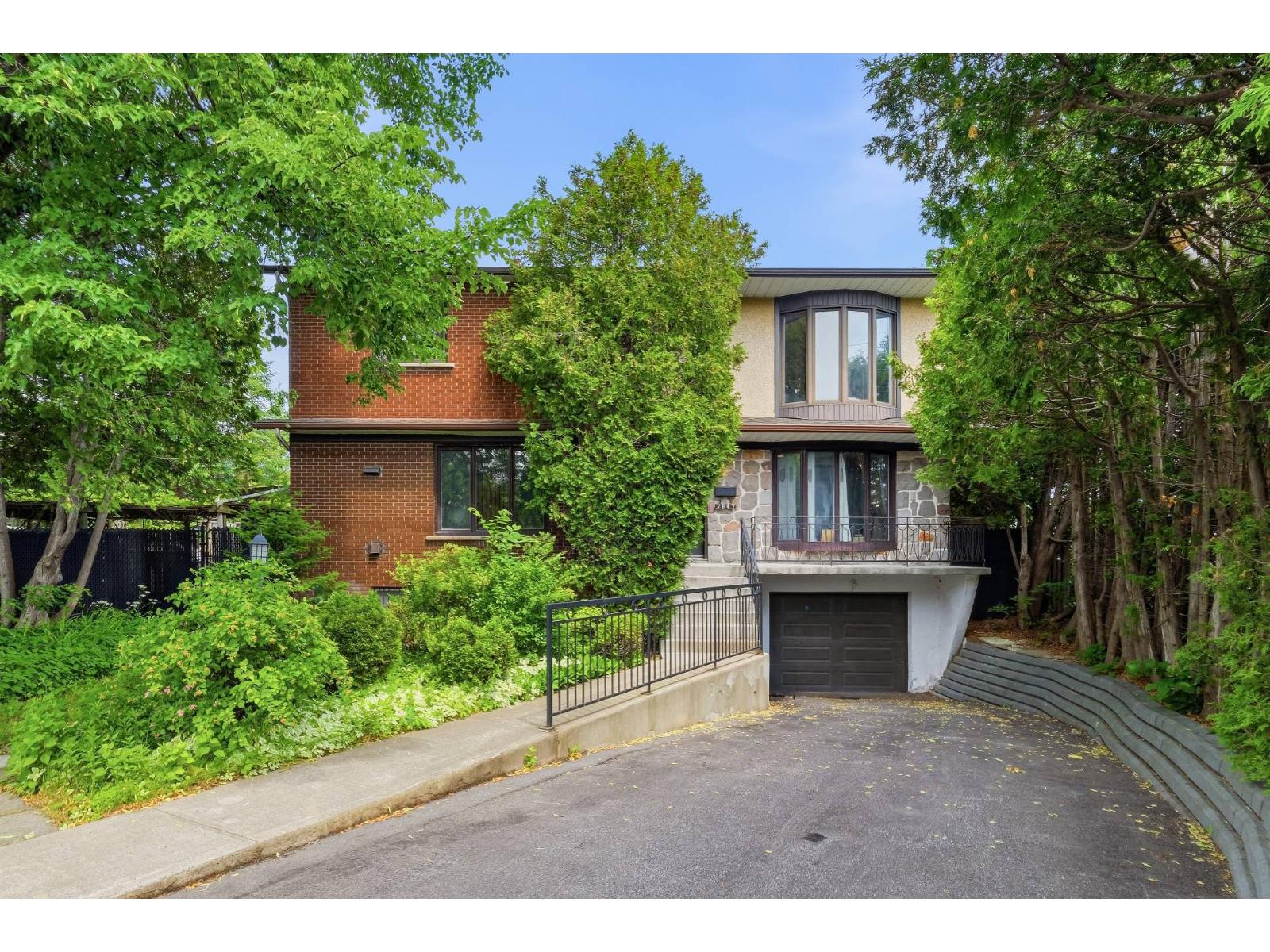 2847 Rue Duclos