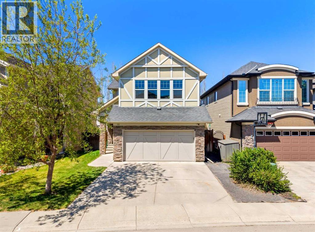 House for Sale in 16 Cranarch Grove SE|Calgary, Alberta T3M0V5