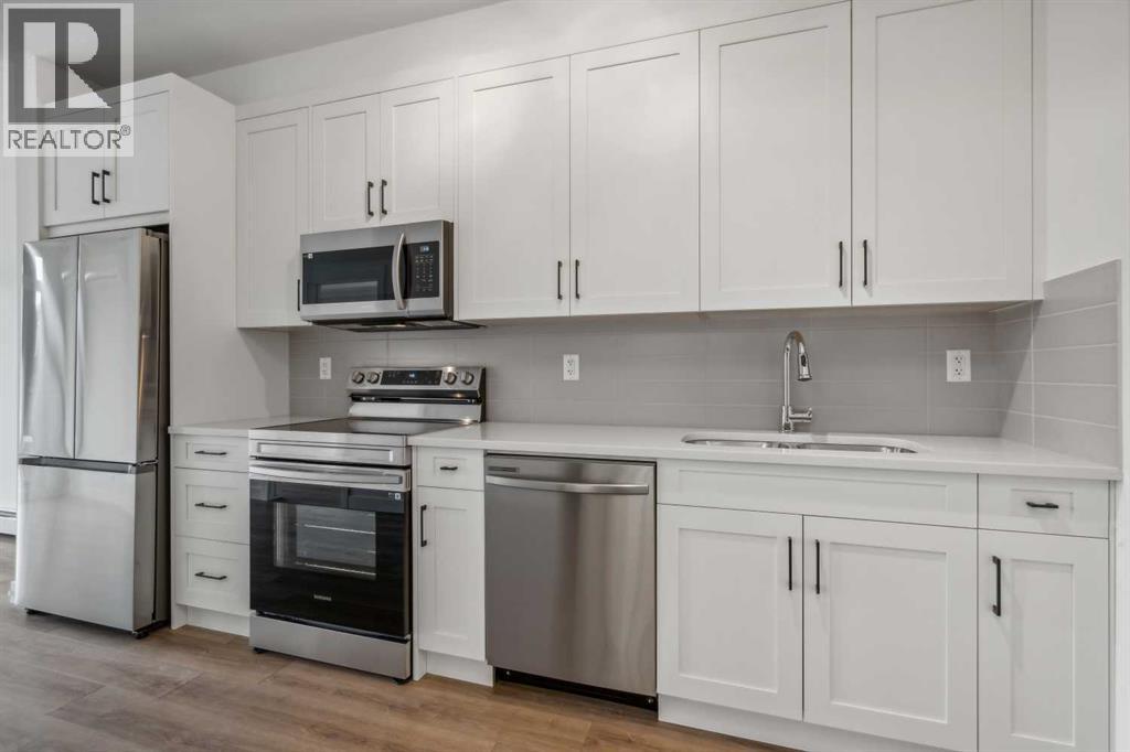 Apartment for Sale in 3117, 1802 Mahogany Boulevard SE|Calgary, Alberta T3M4A5 3