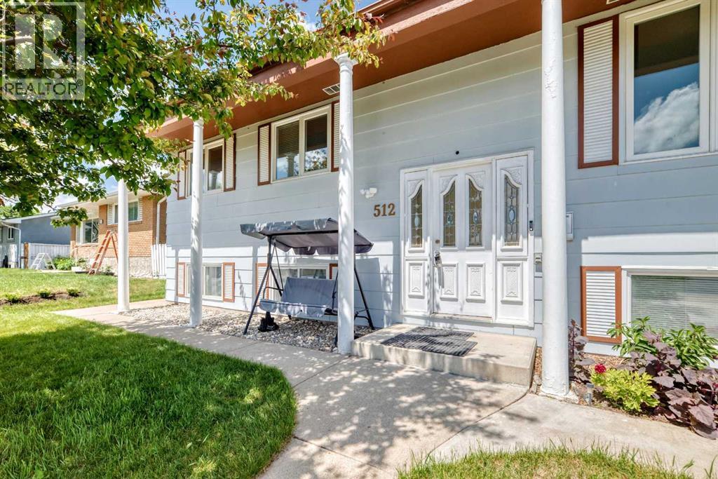 House for Sale in 512 Hunterplain Hill NW|Calgary, Alberta T2K4L7 2