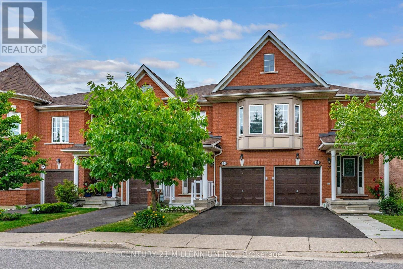 Row / Townhouse for Sale in 6 - 6399 SPINNAKER CIRCLE|Mississauga (Meadowvale Village), Ontario L5W1Z4