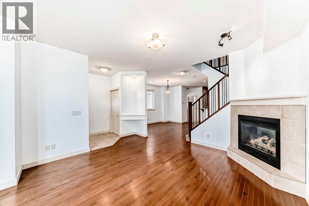 Row / Townhouse for Sale in 2, 1921 30 Street SW|Calgary, Alberta T3E2L5 5