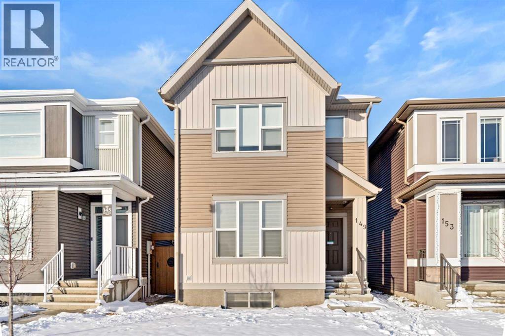 House for Sale in 149 Corner Ridge Mews NE|Calgary, Alberta T3J1X5 2