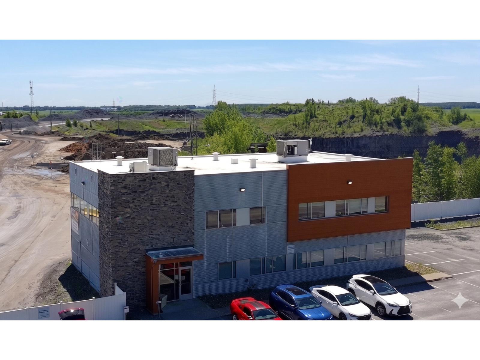 For lease: 861 Rg de l'Achigan S., L'Épiphanie, Quebec J5X4A7