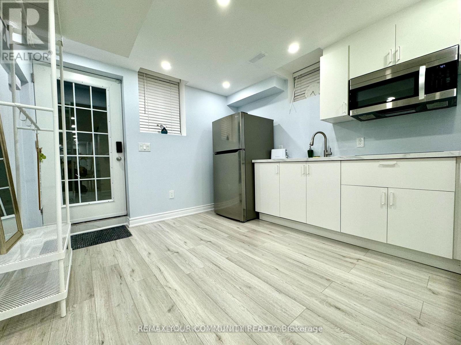 For rent: LOWER - 51 CAYTON CRESCENT, Bradford West Gwillimbury