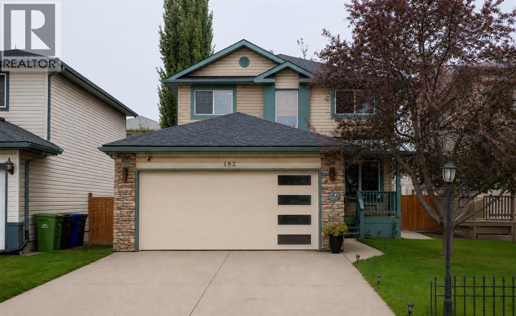 House for Sale in 182 Harvest Creek Close NE|Calgary, Alberta T3K4P8