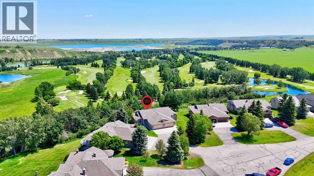 Duplex for Sale in 44 Cottonwood Boulevard|Rural Foothills County, Alberta T1S4W2 4