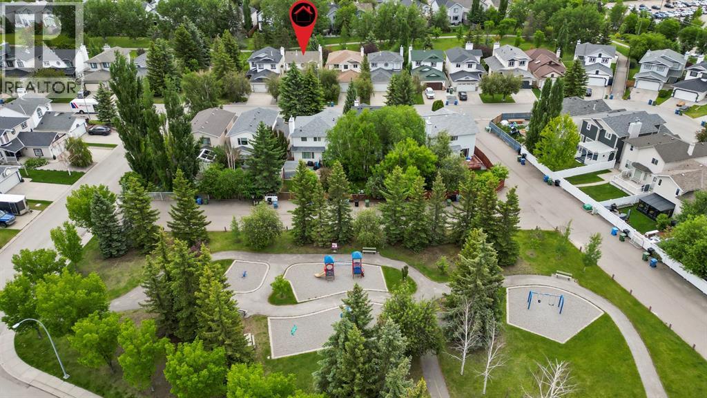 House for Sale in 98 River Rock Crescent SE|Calgary, Alberta T2C4J3 3