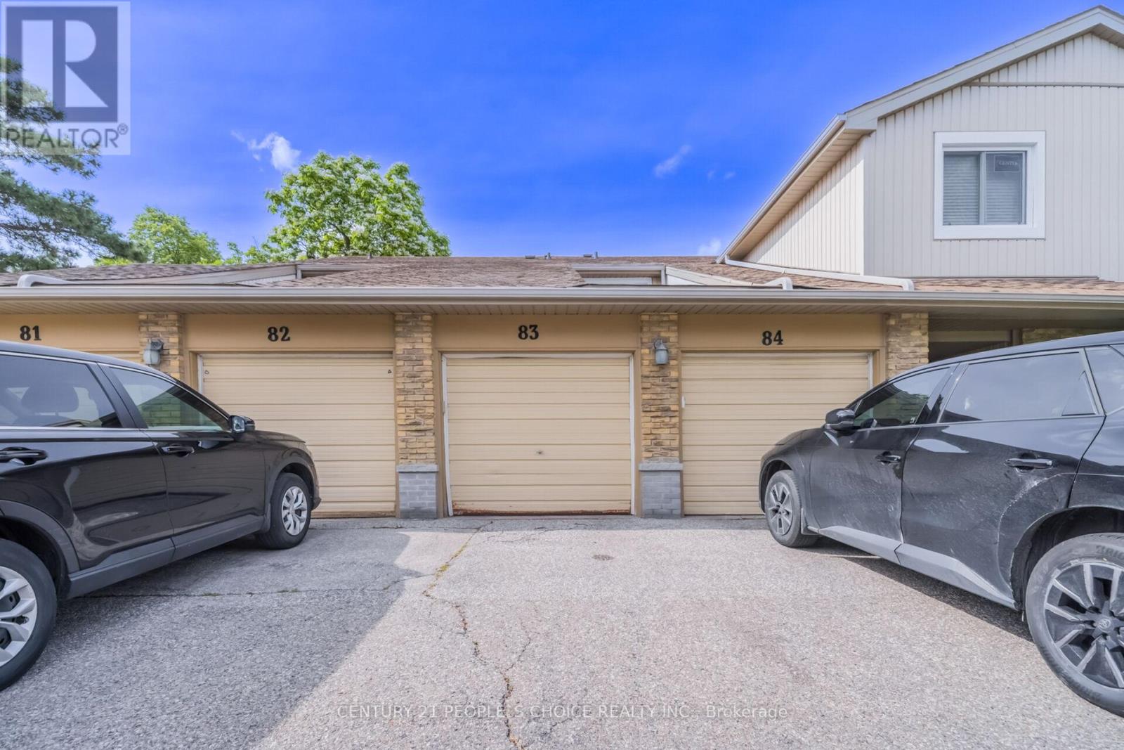 Row / Townhouse for Sale in 83 - 6797 FORMENTERA AVENUE|Mississauga (Meadowvale), Ontario L5N2L6 3