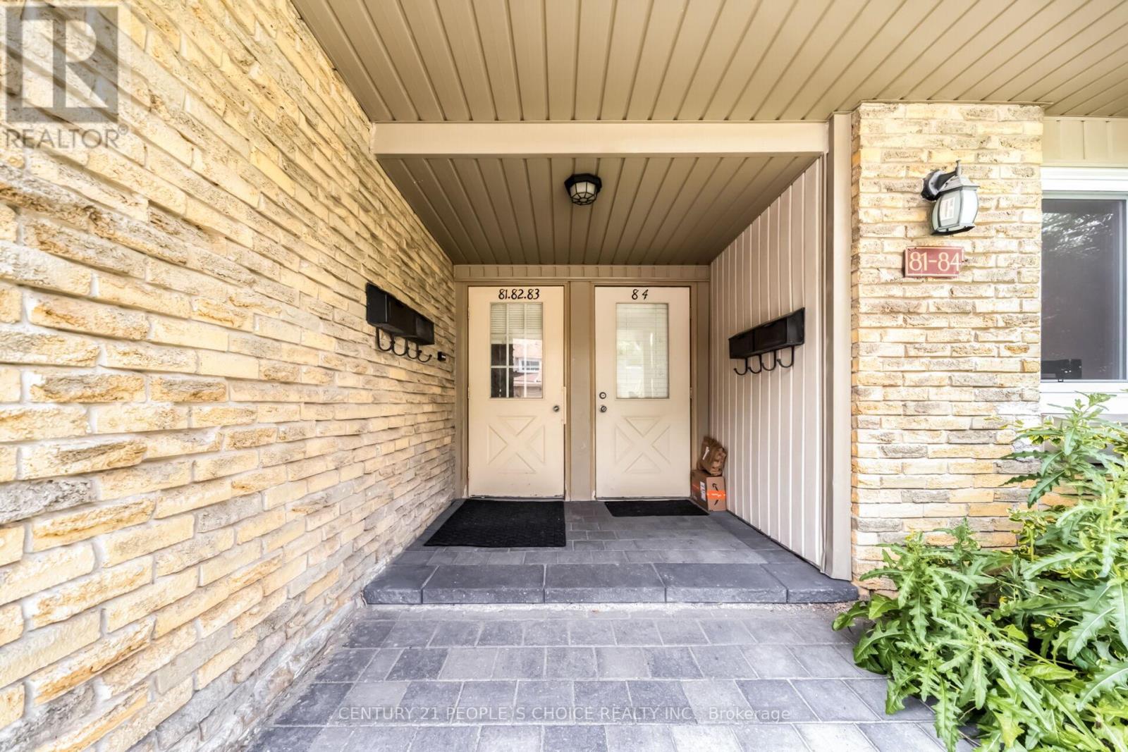 Row / Townhouse for Sale in 83 - 6797 FORMENTERA AVENUE|Mississauga (Meadowvale), Ontario L5N2L6 4