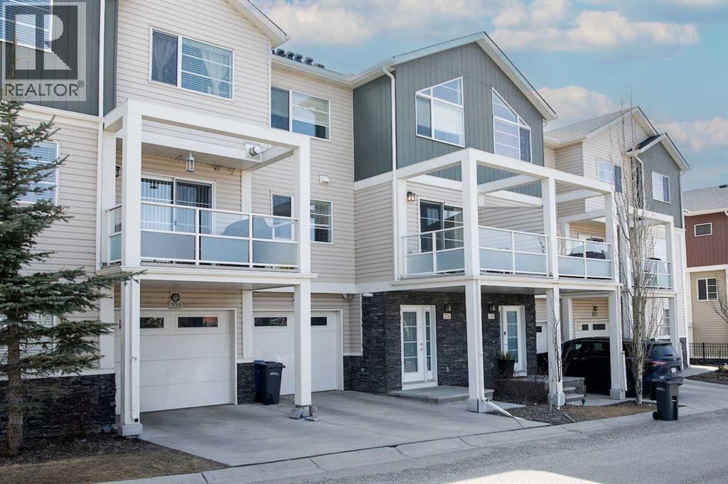 Row / Townhouse for Sale in 206 Redstone View NE|Calgary, Alberta T3N0M9