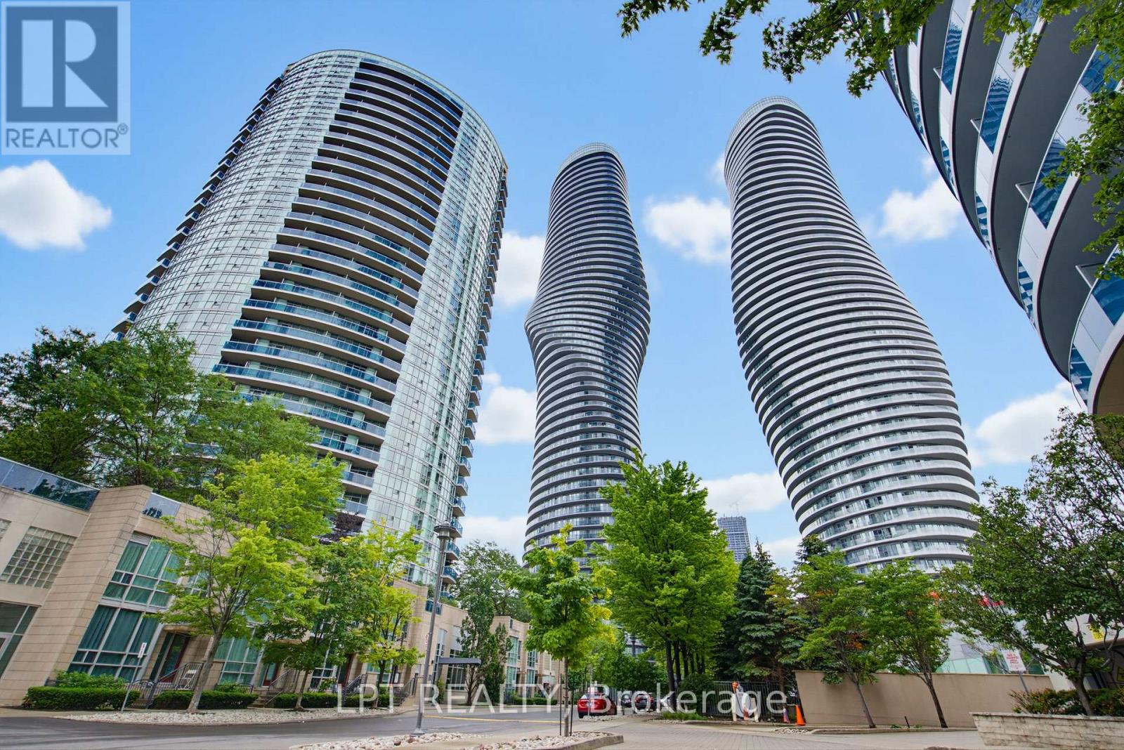 1303 - 80 ABSOLUTE AVENUE