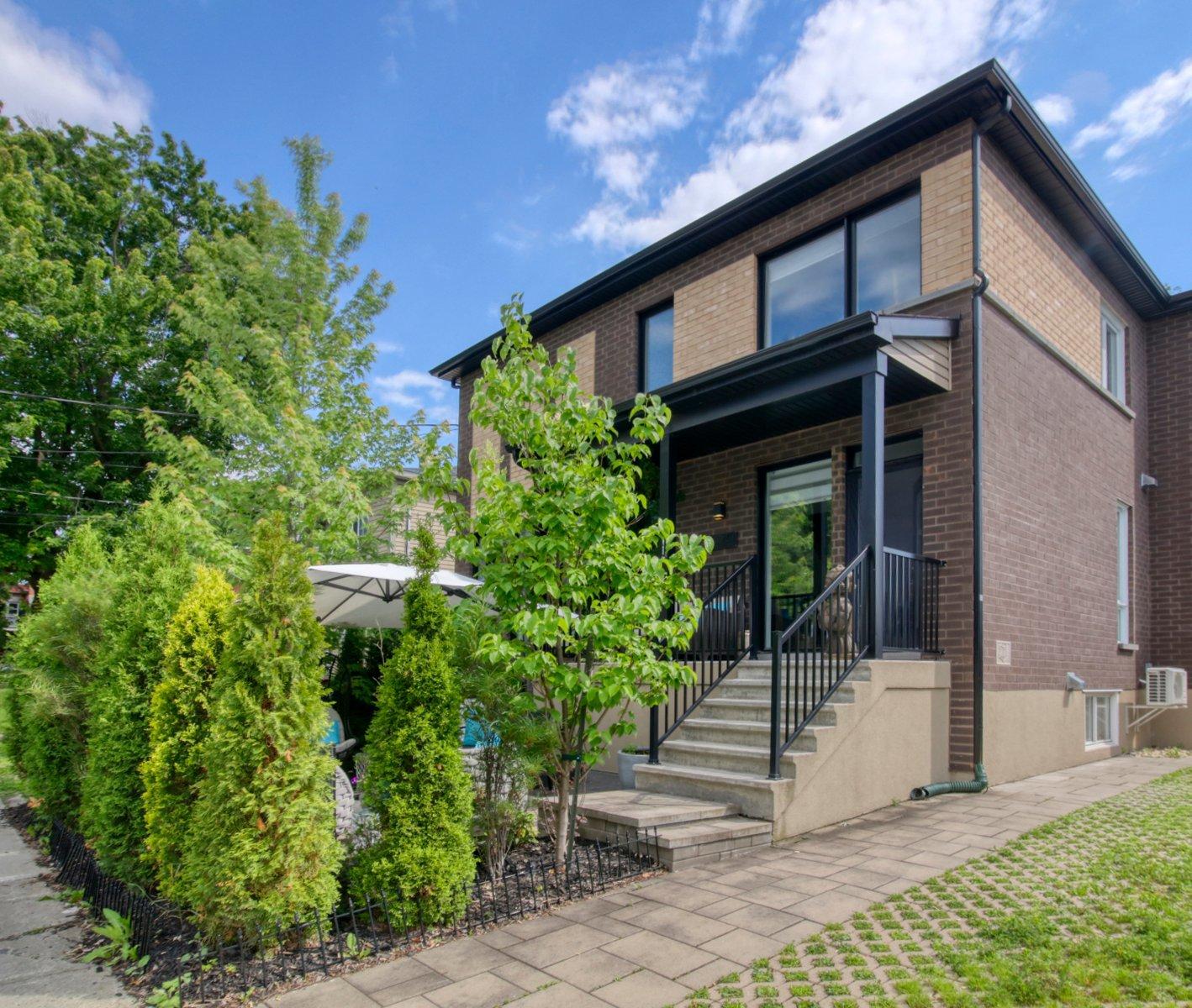 740 Rue St-Alexandre