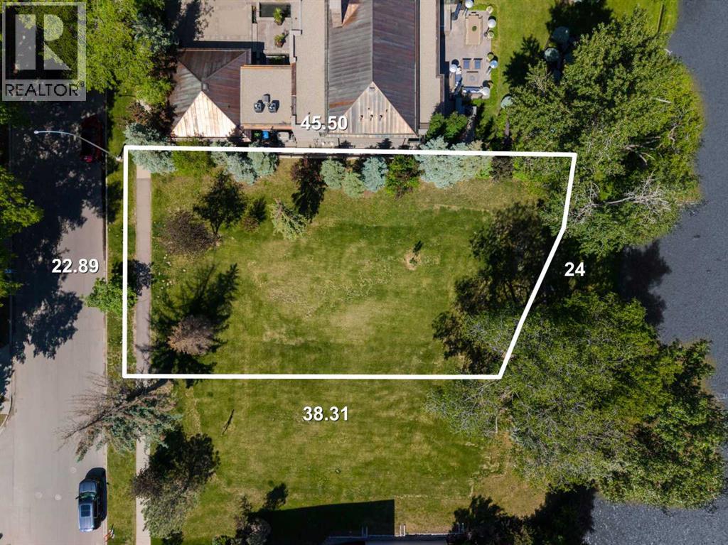 Property for Sale in 708 Riverdale Avenue SW|Calgary, Alberta T2S0Y3