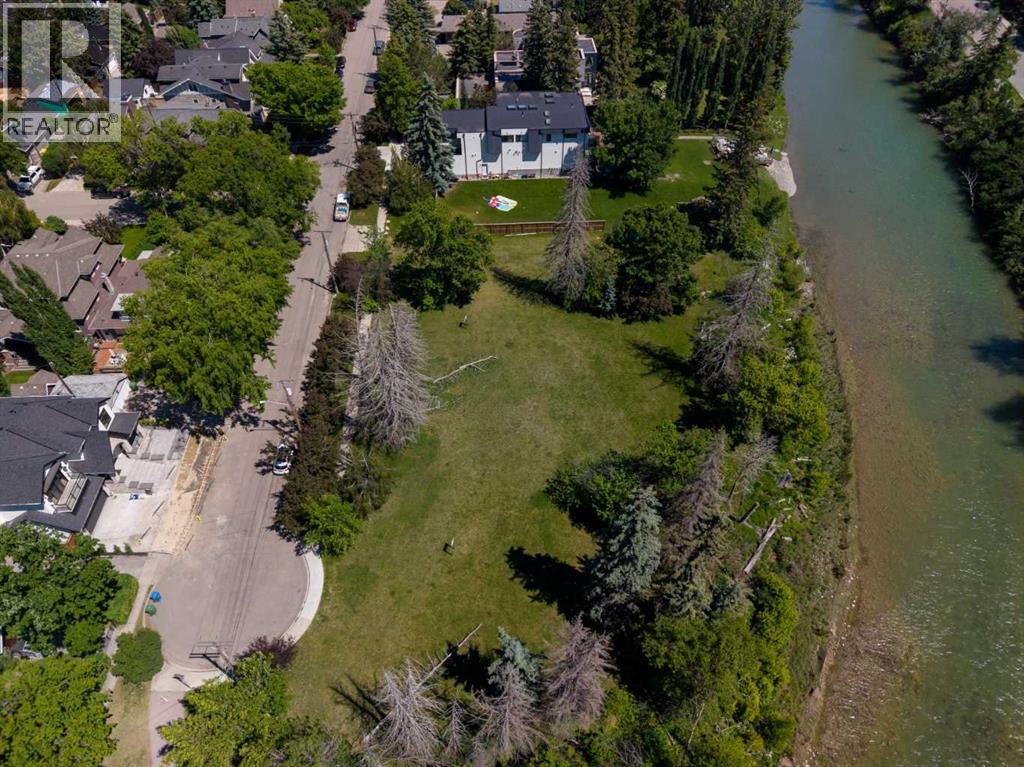 Property for Sale in 409 40 Avenue SW|Calgary, Alberta T2S0X5 2
