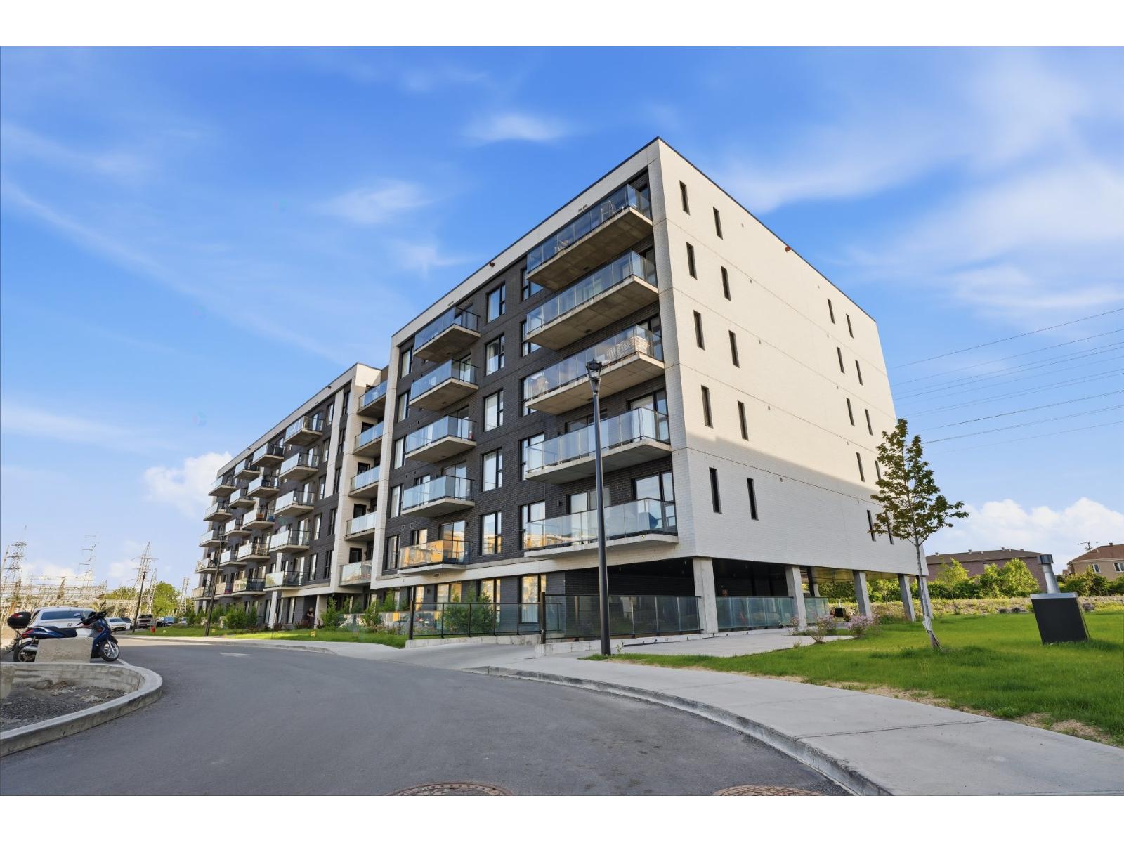 10120 Rue Lauraine-Vaillancourt