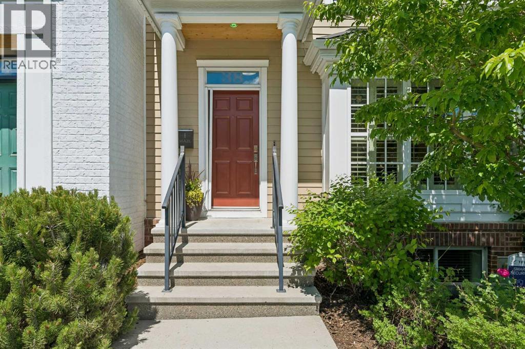 Row / Townhouse for Sale in 38 Victoria Cross Boulevard SW|Calgary, Alberta T3E7V2 2