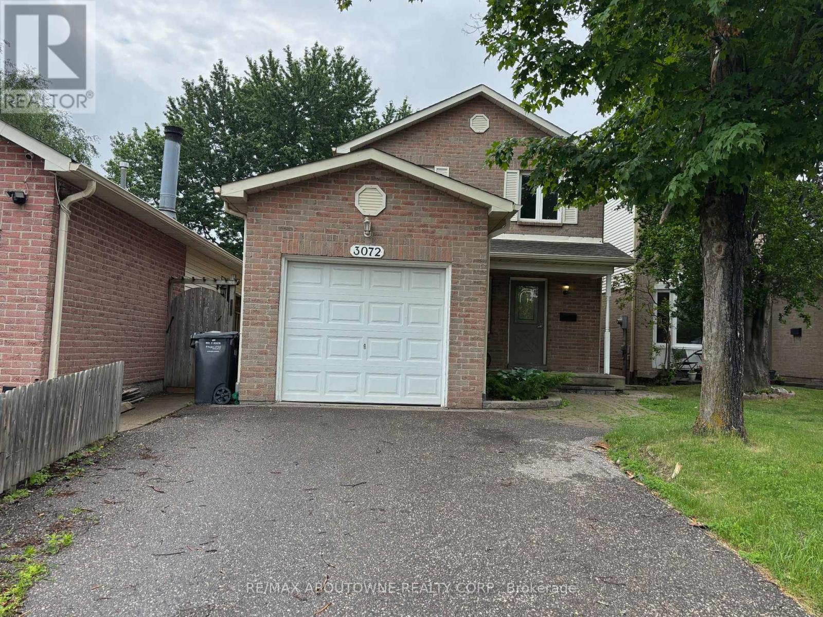 Patrick　引き取り For sale: 3072 PATRICK CRESCENT, Mississauga (Meadowvale), Ontario