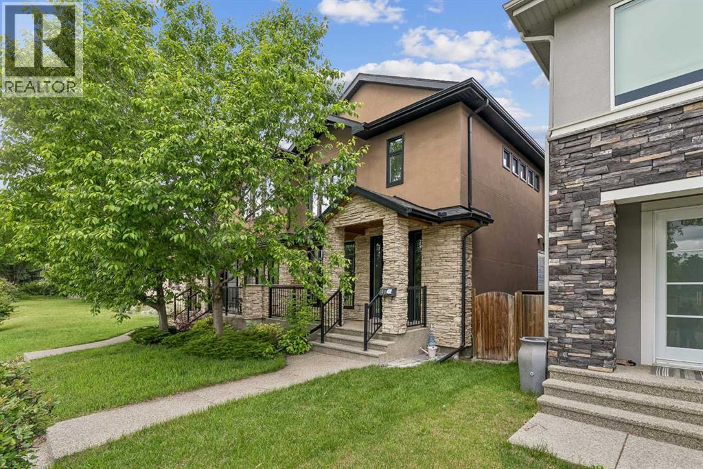 Duplex for Sale in 406 25 Avenue NW|Calgary, Alberta T2M2A7