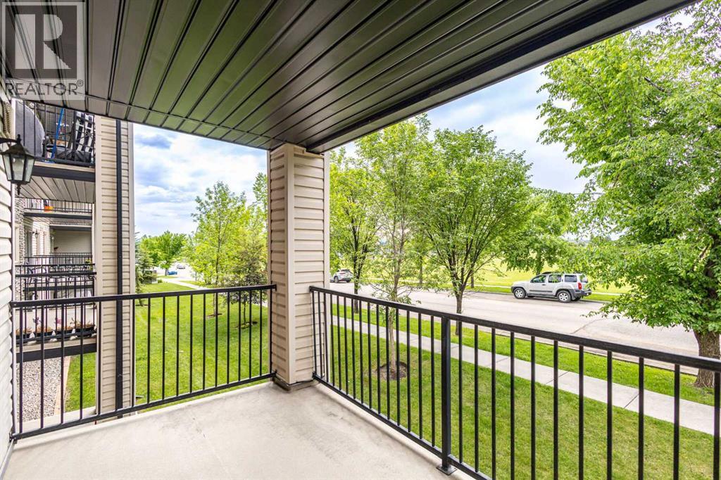 Apartment for Sale in 1223, 8 Bridlecrest Drive SW|Calgary, Alberta T2Y0H6 2
