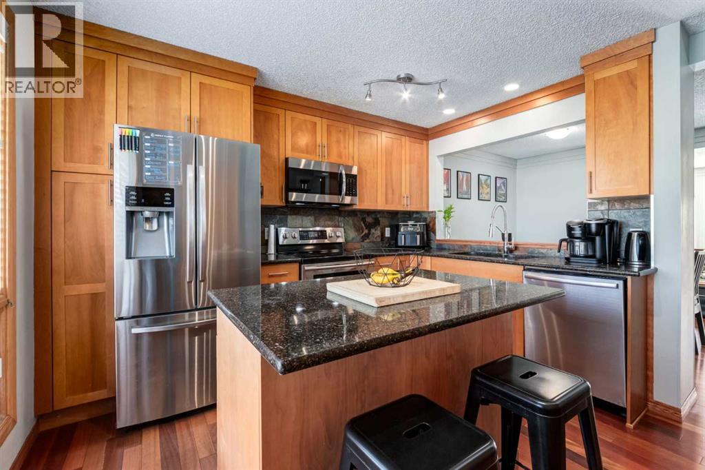 Row / Townhouse for Sale in 16, 5019 46 Avenue SW|Calgary, Alberta T3E6R1 5