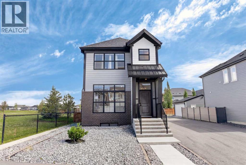 House for Sale in 314 Masters Road SE|Calgary, Alberta T3M2T4 2