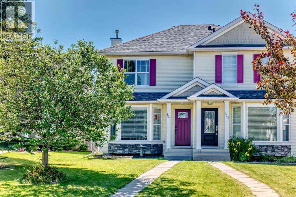 Duplex for Sale in 127 Cramond Place SE|Calgary, Alberta T3M1C3