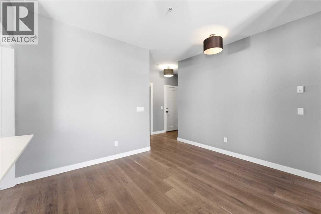 Apartment for Sale in 209, 2702 17 Avenue SW|Calgary, Alberta T3E8A5 5