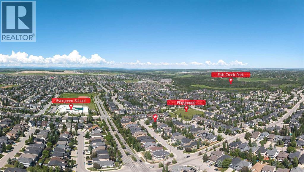 House for Sale in 99 Evergreen Square SW|Calgary, Alberta T2Y4W3 3