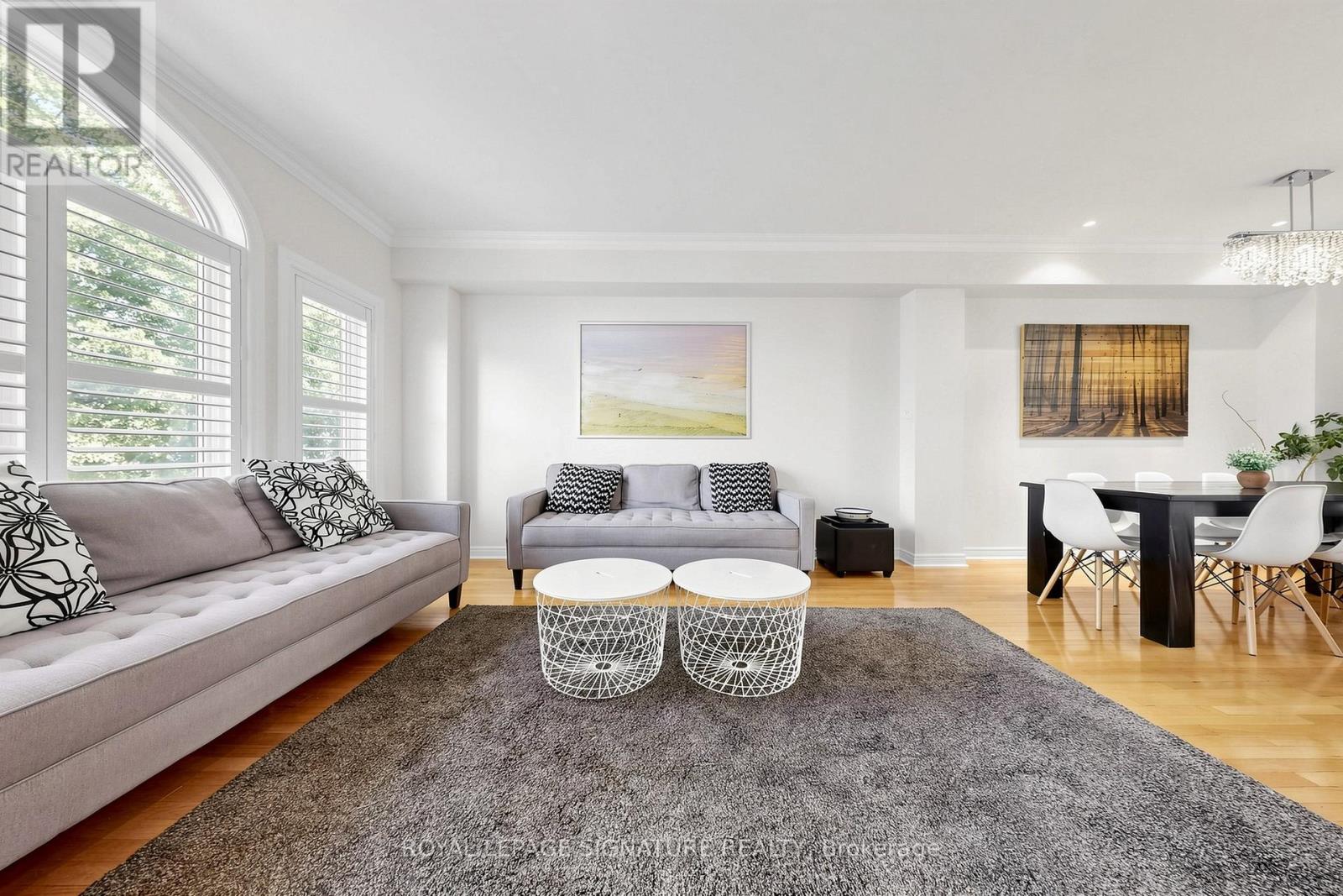 Row / Townhouse for Sale in 55 SAN REMO TERRACE|Toronto (Mimico), Ontario M8Z6C6 5