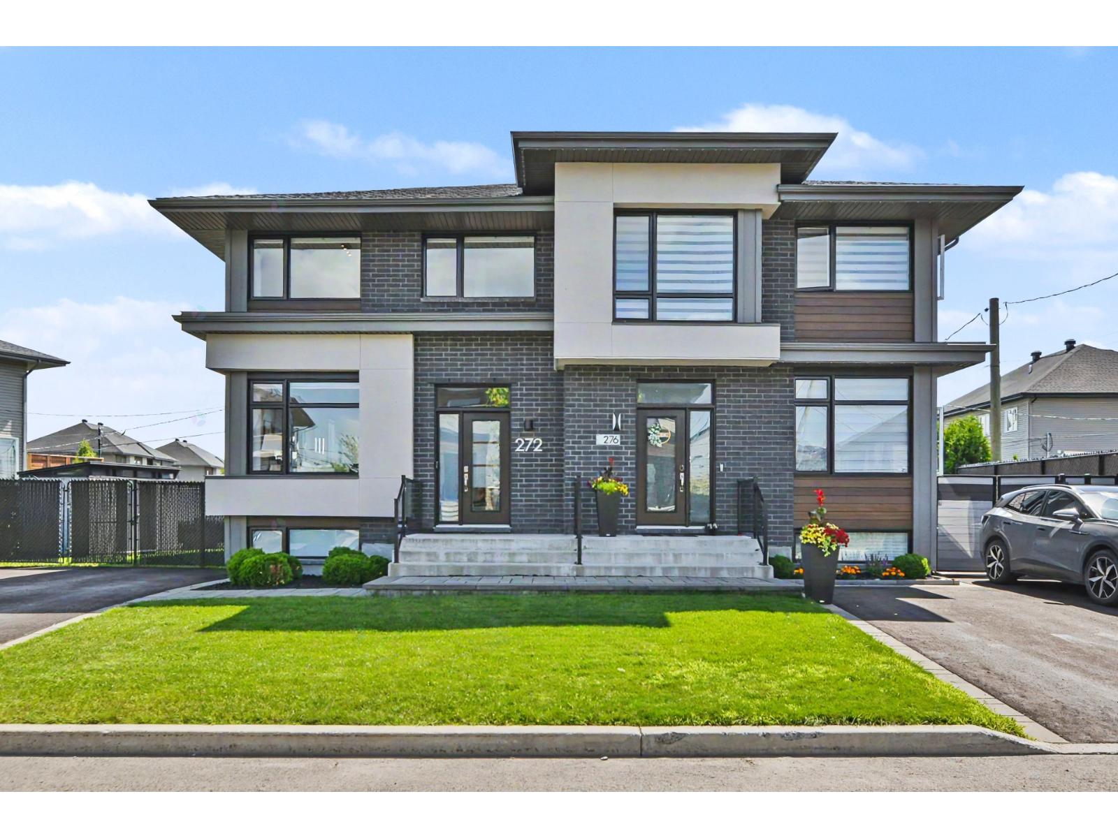 For sale: 272 Rue Annie, Sainte-Marthe-sur-le-Lac, Quebec J0N1P0