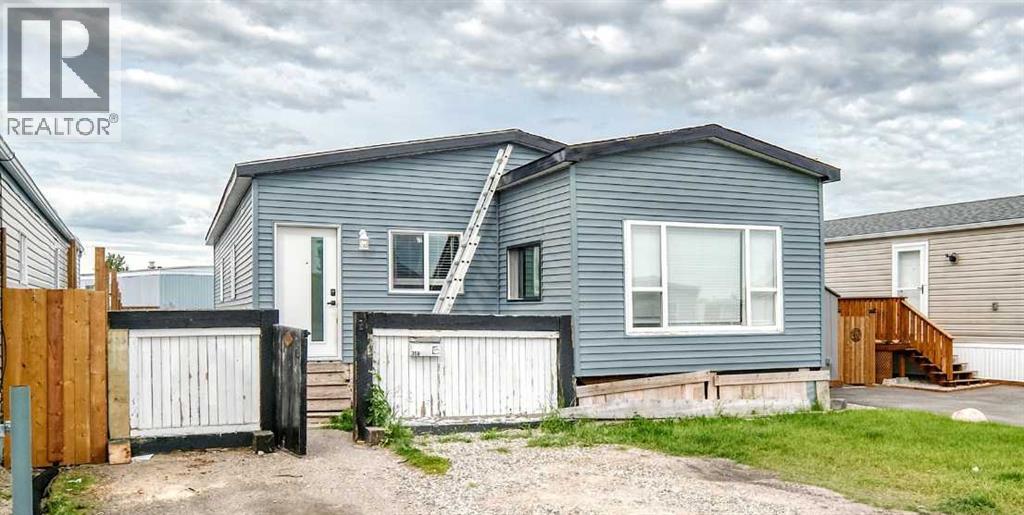 Mobile Home for Sale in 356, 6220 17 Avenue SE|Calgary, Alberta T2A7H4 2