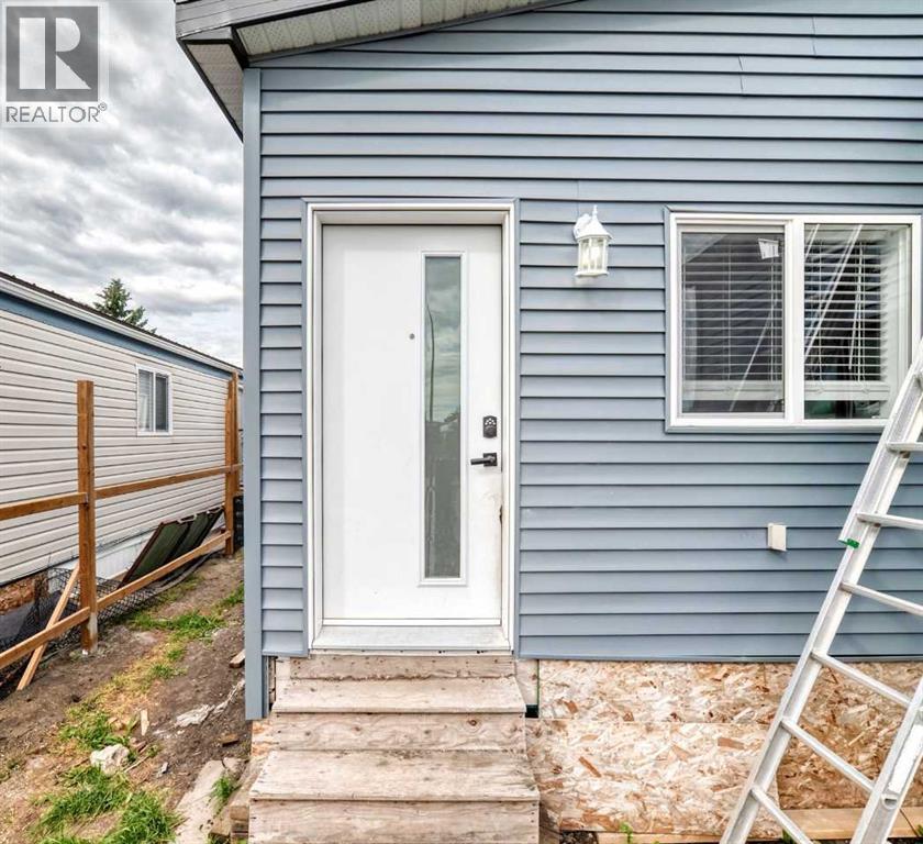Mobile Home for Sale in 356, 6220 17 Avenue SE|Calgary, Alberta T2A7H4 5