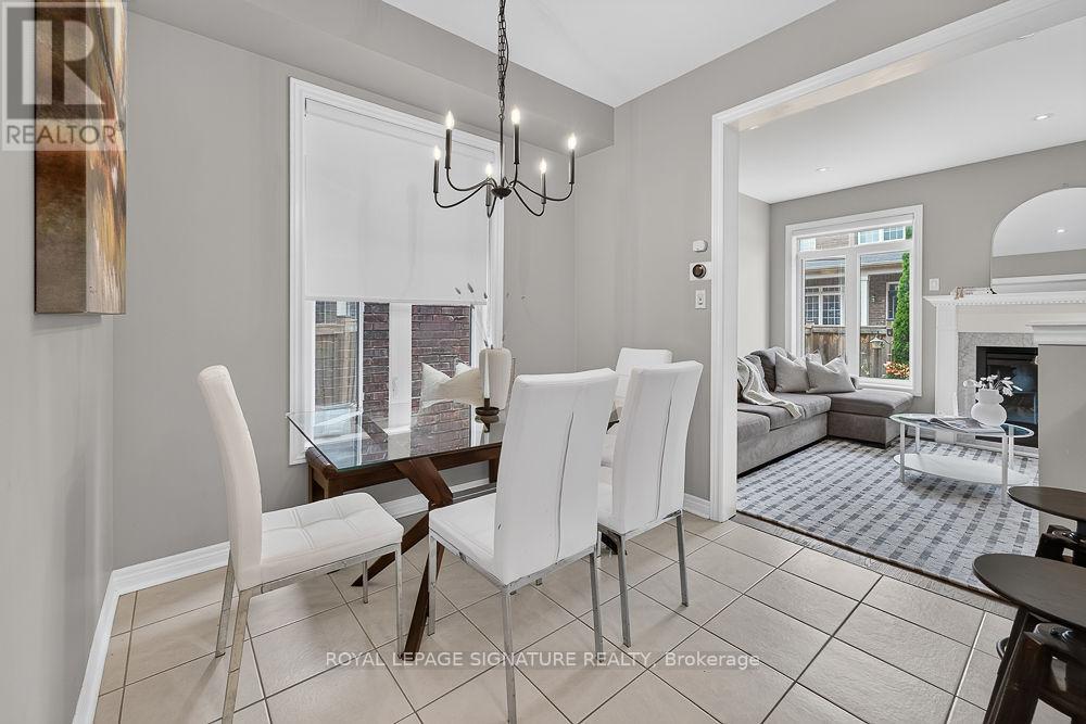 Row / Townhouse for Sale in 209 SARAH CLINE DRIVE|Oakville (GO Glenorchy), Ontario L6M0T8 5