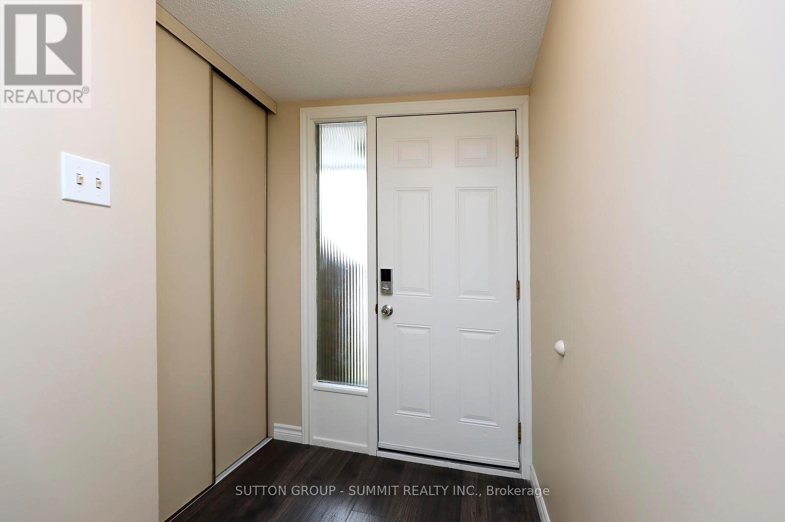 Row / Townhouse for Sale in 67 - 7251 COPENHAGEN ROAD|Mississauga (Meadowvale), Ontario L5N2H6 3