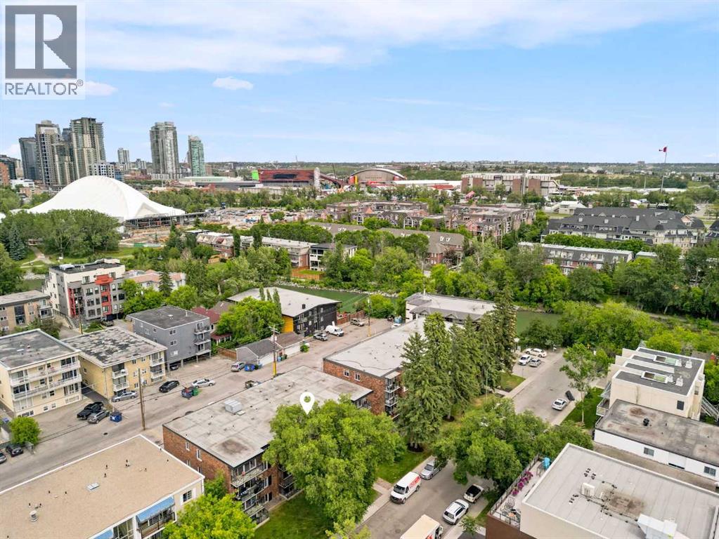 Apartment for Sale in 102, 120 24 Avenue SW|Calgary, Alberta T2S0J9 5