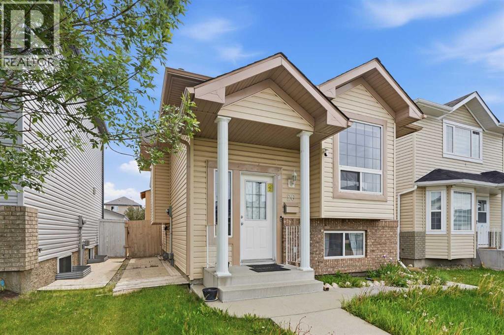 House for Sale in 20 Saddlefield Road NE|Calgary, Alberta T3J4Z8 2
